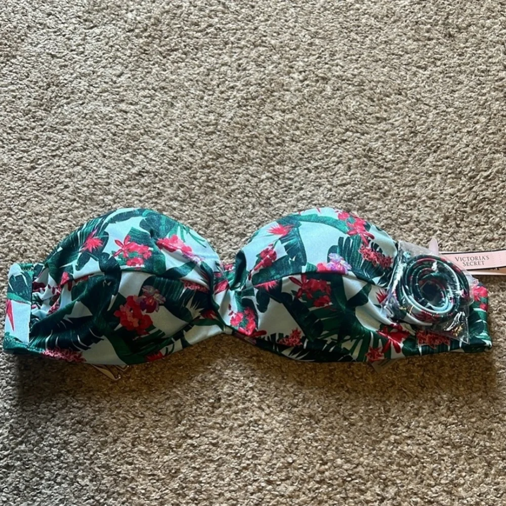 Victoria Secret Swim Top - Picture 6 of 15